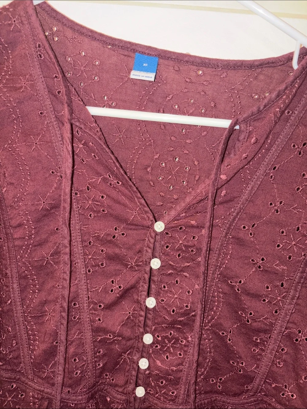 Old navy puff sleeve button, front tie, crochet lace top